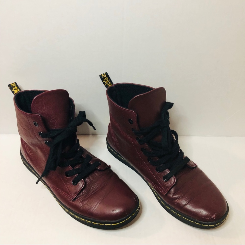 Dr. Martens Leyton ankle Boots